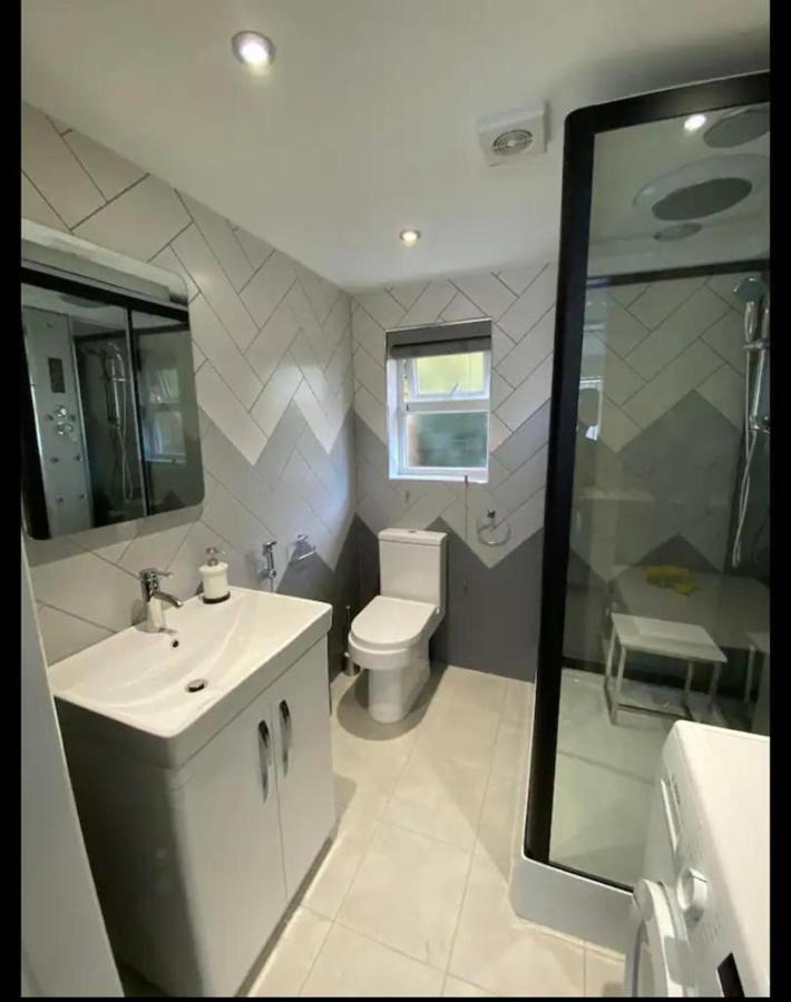 Man Studio - Stereoshower Freeparking 5Min-Metro مانشستر المظهر الخارجي الصورة